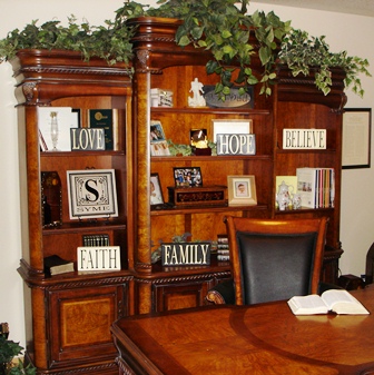 Tiles and Wood Blocks to Decorate Your Home