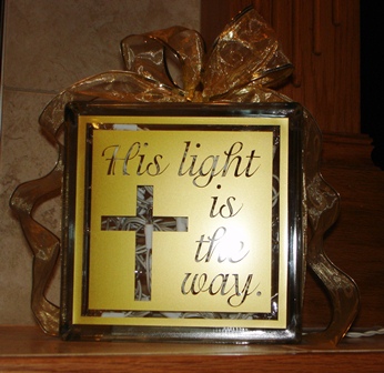 His light is the way - Glass Block